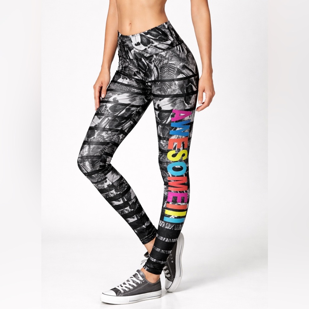 RUE21 workout leggings with floral pattern and horizontal stripes XS